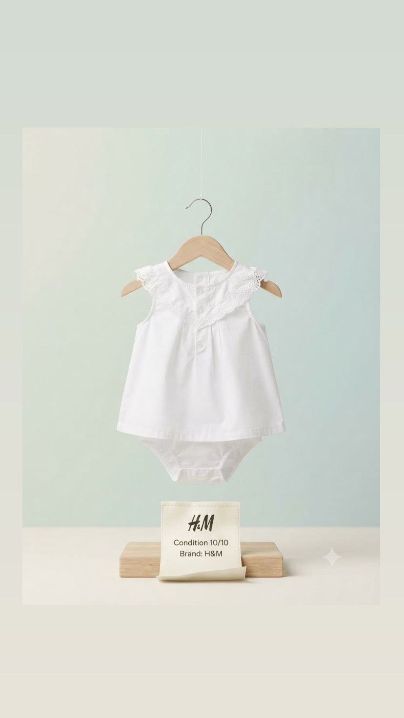 H&M White Baby Romper Dress – Condition 10/10